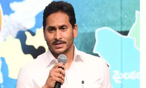 ప్రభుత్వంపై ధ్వజమెత్తిన వైఎస్ జగన్