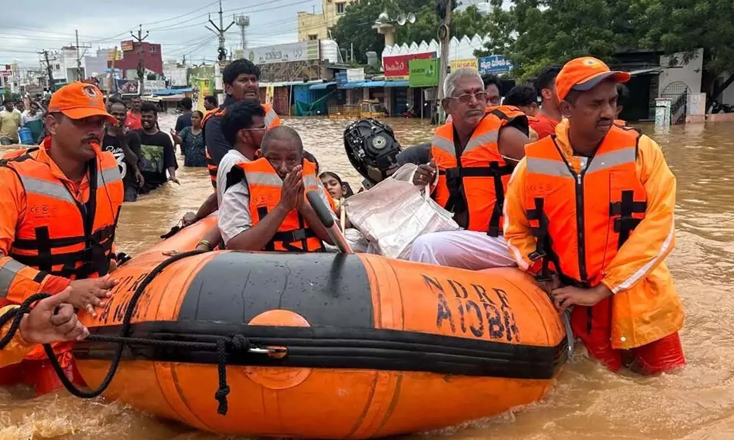 Telangana Disaster Response Unit, rescue,Telangana, Telanganafloods