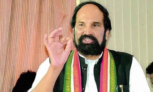 ప్రభుత్వం అండగా ఉంటుంది.. ఏ ఒక్కరూ మనో ధైర్యం కోల్పోవొద్దు : మంత్రి ఉత్తమ్
