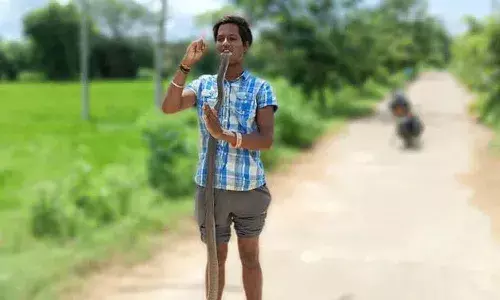 Hyderabad, Mother commits suicide, Crime, Ibrahimpatnam