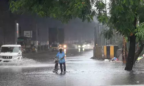 తెలంగాణలో మూడ్రోజుల పాటు భారీ వర్షాలు.. ఐఎండీ అలర్ట్
