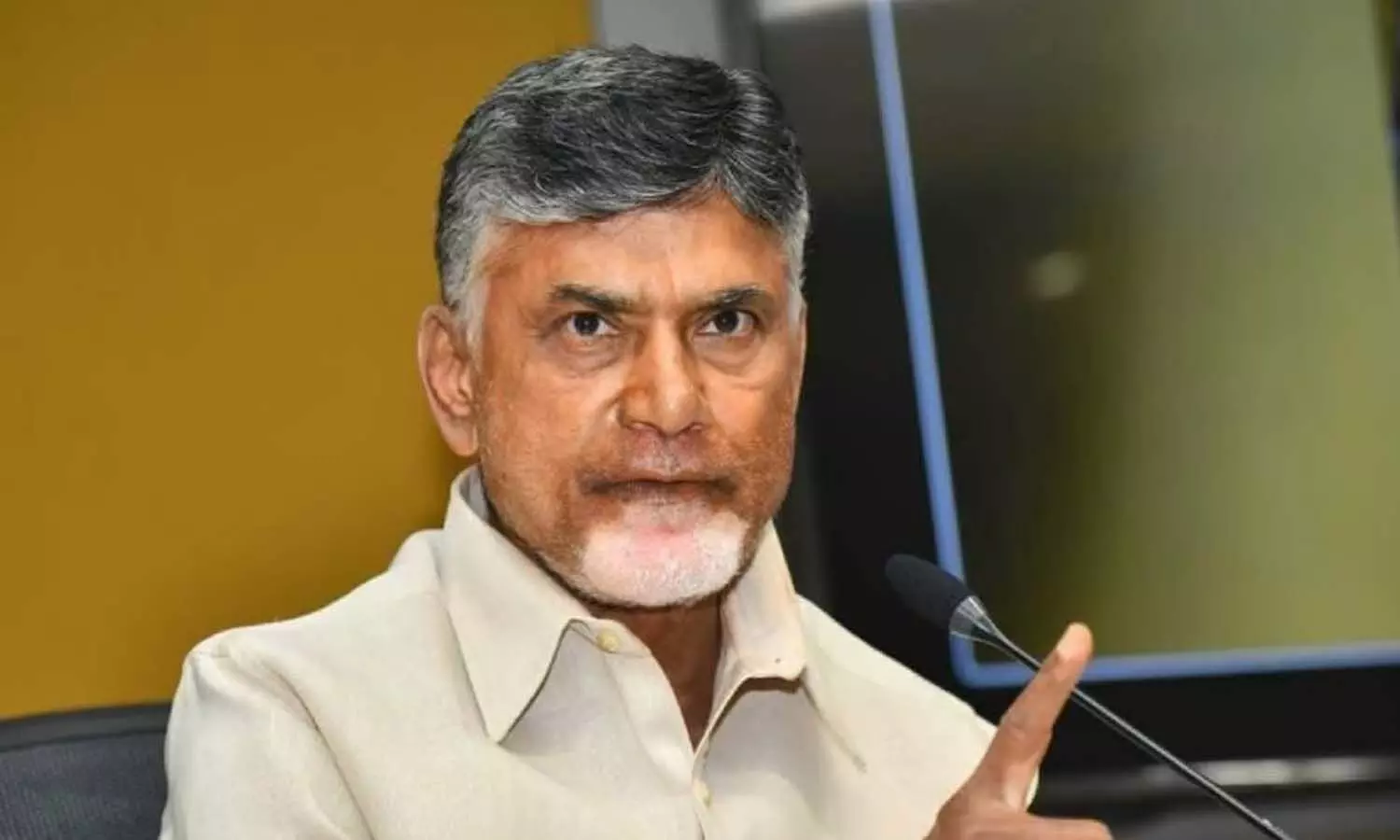 Heavy rains, Andhrapradesh, CM Chandrababu, collectors