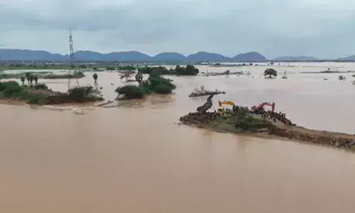 అలర్ట్.. బుడమేరు వాగుకి ఏ క్షణమైనా భారీ వరద