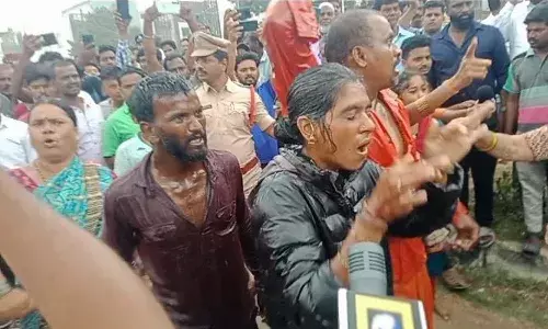 Hyderabad, demolition, HYDRAA, Madhapur police