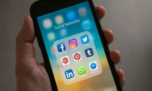 సోషల్ మీడియా నిషేదం దిశగా ప్రభుత్వం అడుగులు.. త్వ‌ర‌లో చ‌ట్టం