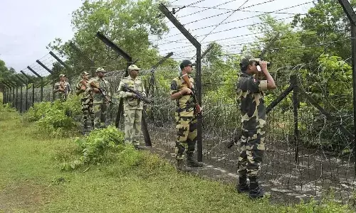 BSF, soldier injured , Pak violates ceasefire, LoC, Jammu