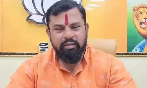 వారిపై చర్యలు తీసుకోండి: రాజా సింగ్