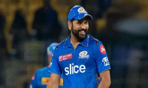 రోహిత్ ముంబైని వీడటం పక్కా.. ధోనీ కథ వేరు: మాజీ క్రికెటర్