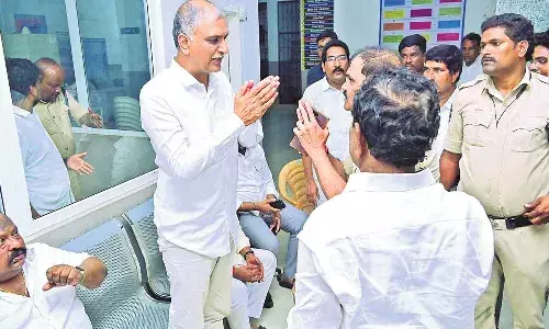 కౌశిక్రెడ్డిపై దాడికి కారణం సీఎం రేవంత్రెడ్డే: హరీశ్రావు