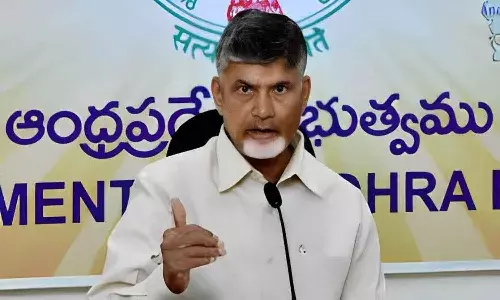 వరదల్లో దెబ్బతిన్న ద్విచక్రవాహనాలకు కూడా పరిహారం