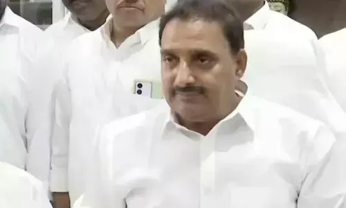 కౌశిక్ రెడ్డి ప్రాంతీయ విభేదాలు తీసుకొస్తున్నారు: అరికెపూడి గాంధీ