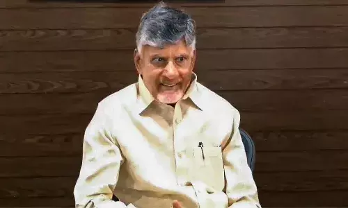 ఢిల్లీ నుండి హైదరాబాద్ చేరుకున్న సీఎం చంద్రబాబు