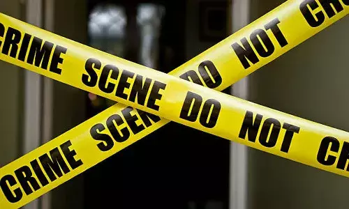 Delhi, man stabs wife, affair, arrest, Crime