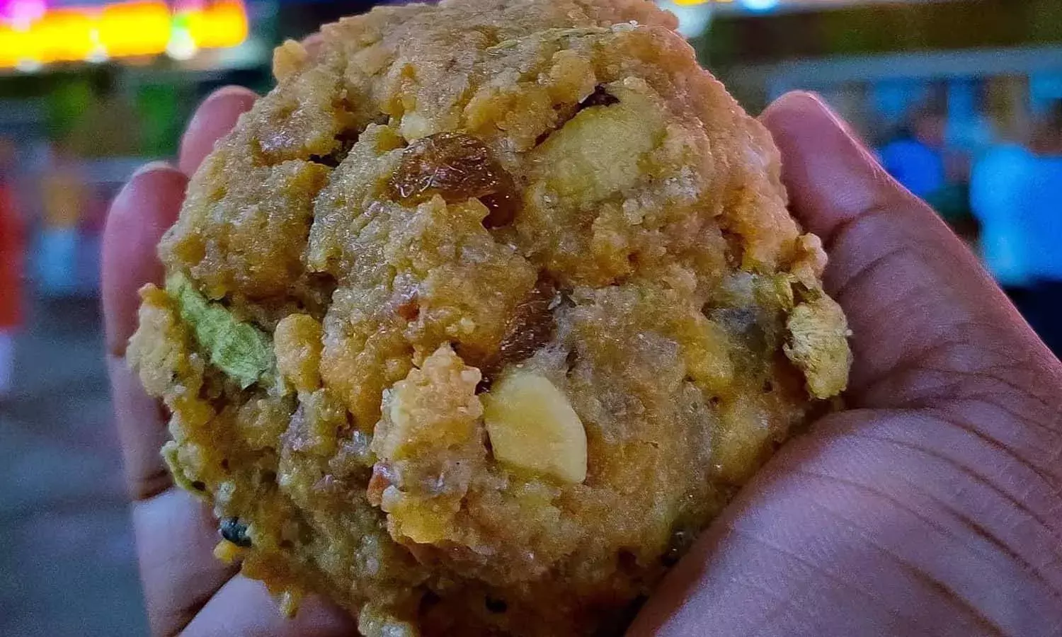 Tirumala Laddu Prasadam, Srivaru, Tirumala, TTD
