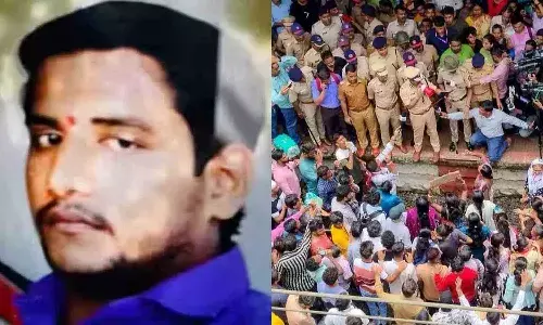 రేప్ కేసు నిందితుడిని అప్పుడు ఉరి తీయమన్నది వాళ్లే.. ఇప్పుడు కాల్పులలో చనిపోతే మాత్రం..