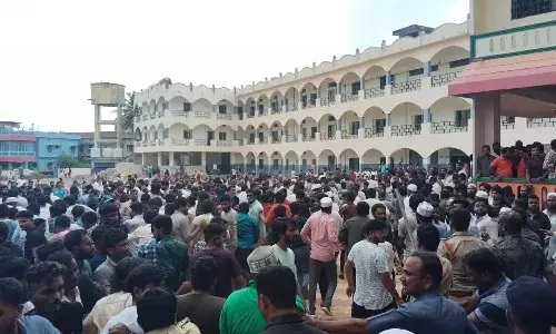 Kamareddy, policemen injured, clashes, protest,  PET
