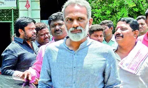 TDP leader, Vangaveeti Radhakrishna, mild heart attack