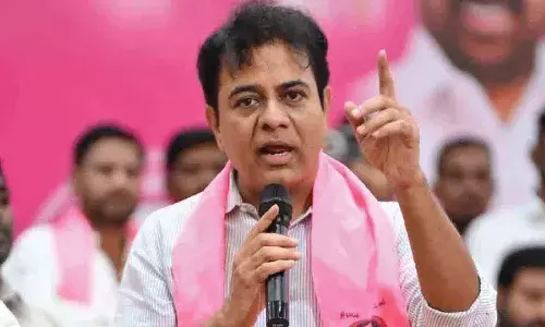 మాది నిర్మాణం.. మీది విధ్వంసం : కేటీఆర్