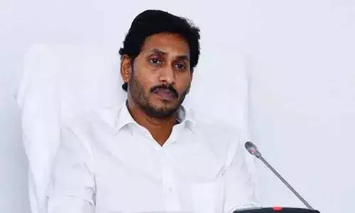 Big Breaking : తిరుమల పర్యటన రద్దు.. కాసేపట్లోనే మీడియా ముందుకు జగన్