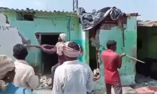 Hyderabad, authorities, demolishing, vacated houses, Musi river bed
