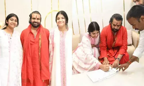 తిరుమలలో డిక్లరేషన్ ఇచ్చిన పవన్ కుమార్తె