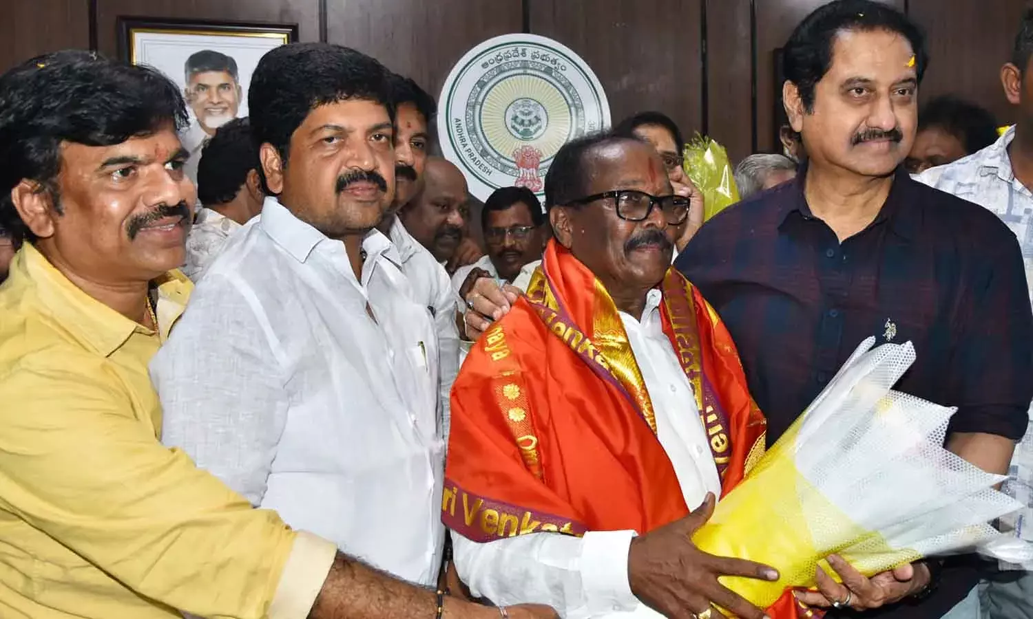 ఏపీఎస్ఆర్టీసీ చైర్మన్‌గా బాధ్యతలు స్వీకరించిన కొనకళ్ళ