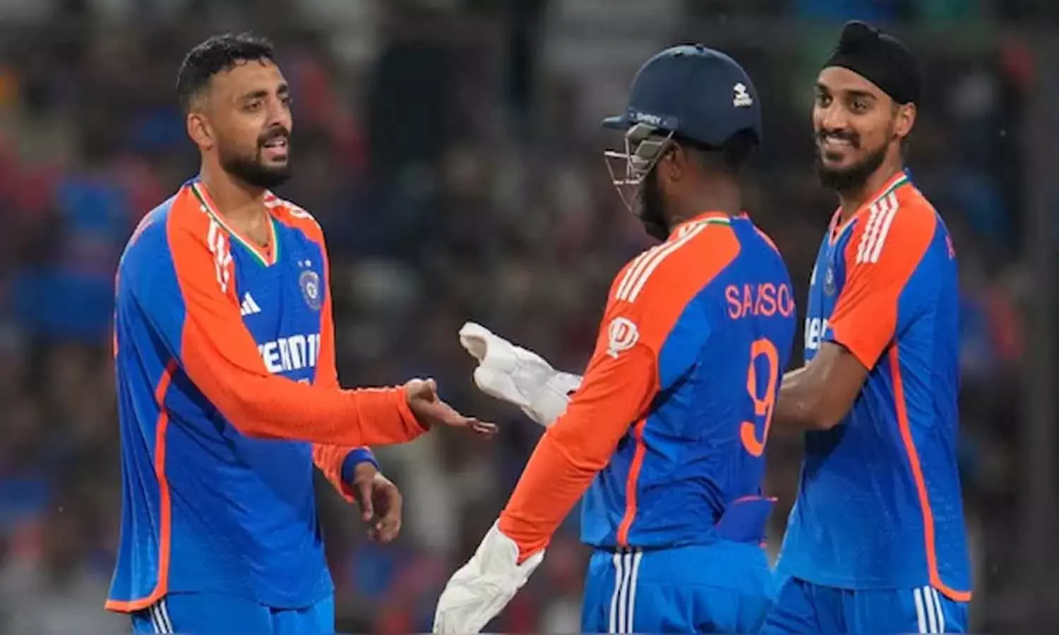 స్టేడియంలో కూర్చొని మ్యాచ్ చూడాలనుకుంటున్నారా..? ఒకే క్లిక్‌తో టిక్కెట్ కొనండి ఇలా..