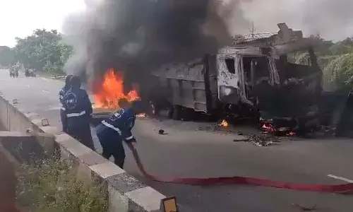 lorry, divider, NH-65 , Chityala, Nalgonda, Fire