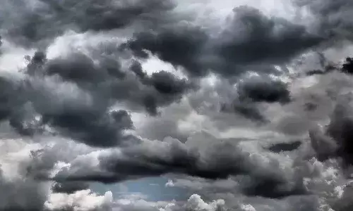 Rain Alert : హైదరాబాద్‌ను క‌మ్మేసిన చీకటి మేఘాలు