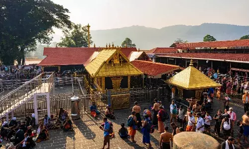 Pilgrims, online booking, darshan, Sabarimala, Kerala, CM pinarayi vijayan