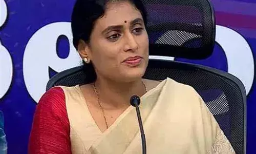 ఏపీ ప్రజలకు చేసింది ఏమి లేదు : వైఎస్ షర్మిల