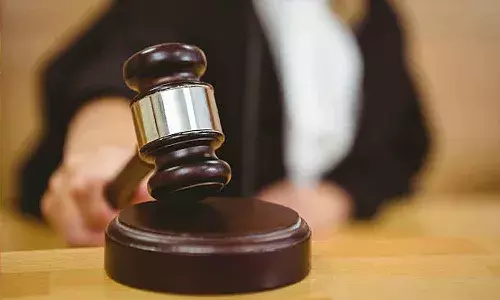 త్రివర్ణ పతాకానికి 21 సార్లు సెల్యూట్ చేయాలని నిందితుడికి కోర్టు ఆదేశం.. అత‌డు చేసిన నేరం ఏమిటంటే..