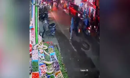 Elderly Hyderabad man, biker, Crime, Hyderabad