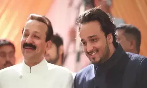 నక్కలు కూడా మోసంతోనే సింహాలను చంపుతాయి.. తండ్రి హత్యపై జీషన్
