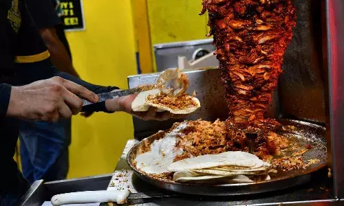 Secunderabad, Food safety violations, shawarma food stalls