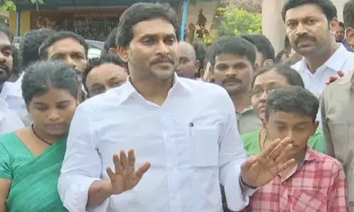 కూటమి ప్రభుత్వంపై నిప్పులు చెరిగిన జగన్