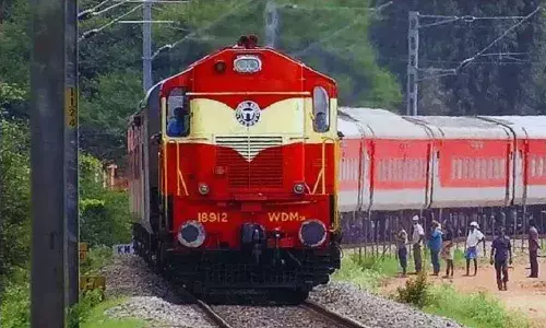 అమరావతి రైల్వే లైన్ కు కేంద్రం ఆమోదం