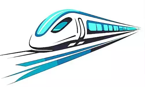 విశాఖ-శంషాబాద్లను కలిపే సెమీ-హై-స్పీడ్ రైల్వే కారిడార్..  కేంద్ర ప్రభుత్వం కీలక నిర్ణయం