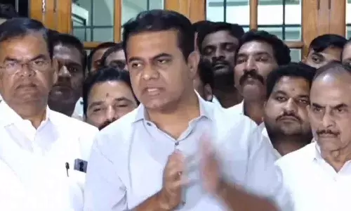 ఇంట్లో దావత్ చేసుకోవడం తప్పా.? : కేటీఆర్