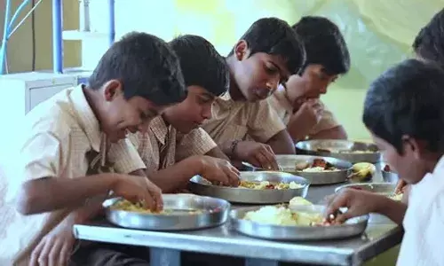 Telangana government, diet and cosmetic charges, students