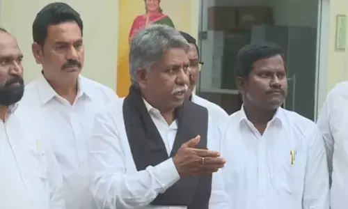 పవన్ వ్యాఖ్యలపై మంద కృష్ణ మాదిగ తీవ్ర ఆగ్రహం