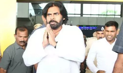 కేబినెట్ భేటీ అయిన వెంటనే ఢిల్లీకి బయలుదేరిన పవన్ కళ్యాణ్..!