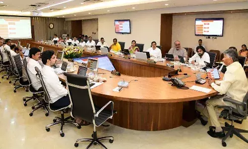 పవన్ వ్యాఖ్యలపై చర్చ జరగలే.. కేబినెట్ కీలక నిర్ణయాలివే..
