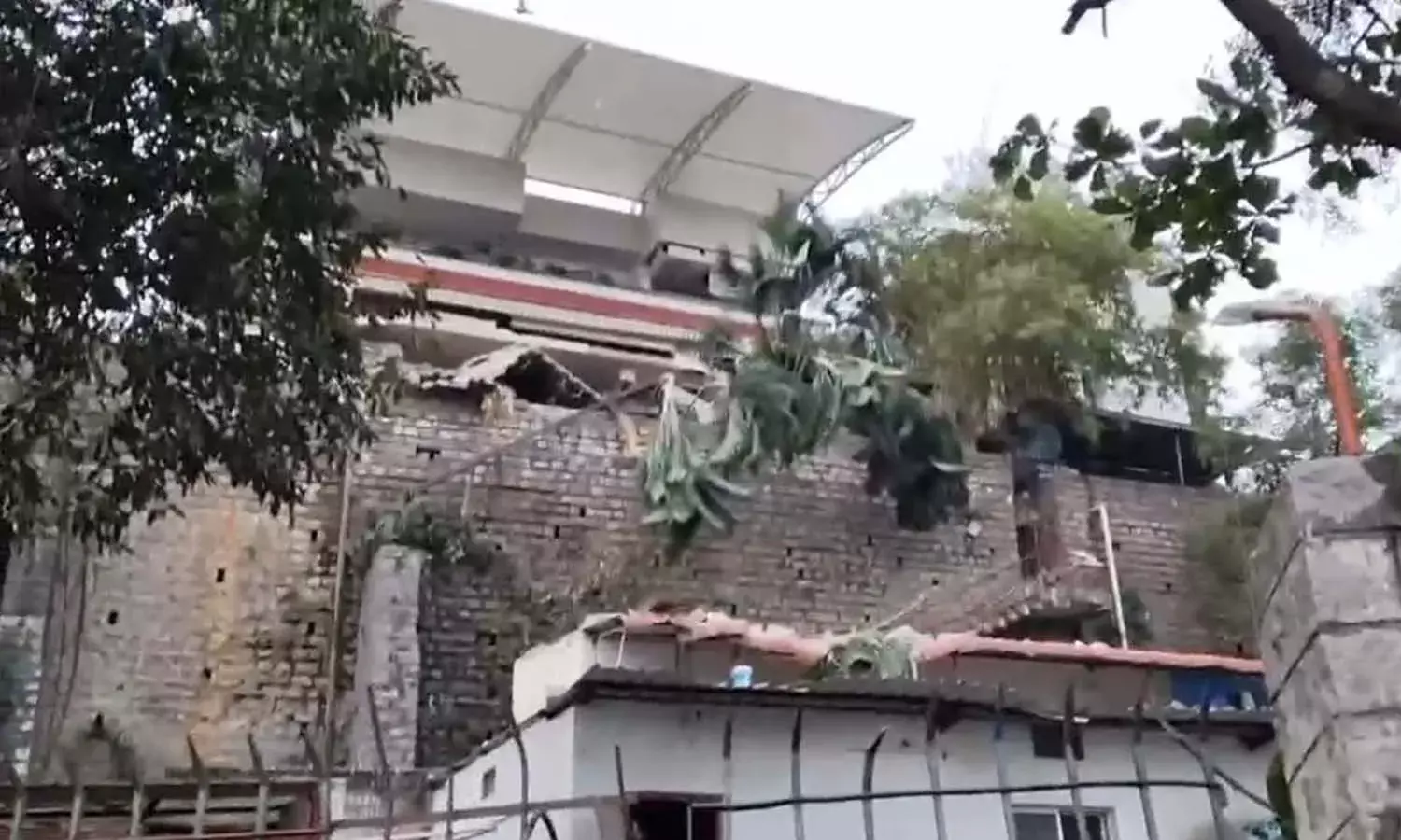 Explosion, restaurant, Hyderabad, Jubilee Hills