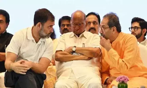 మాజీ సీఎం వ్యాఖ్య‌లు.. ఎంవీఏ కూటమిలో కొత్త వివాదం