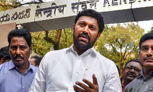 ఎంపీ అవినాశ్ రెడ్డికి సుప్రీం కోర్టు నోటీసులు