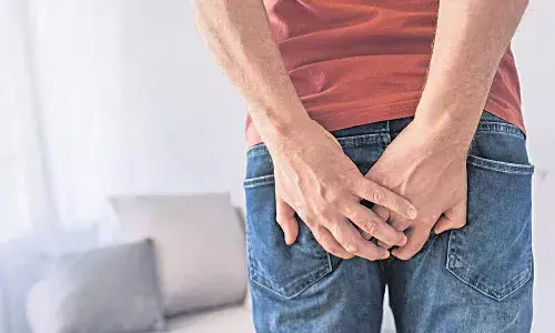 మైదా-ఉప్పుతో పైల్స్ ను తగ్గిస్తారట.. అదుపులోకి తీసుకున్న అధికారులు