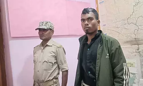 Jharkhand, man kills live in partner, chops body, Crime