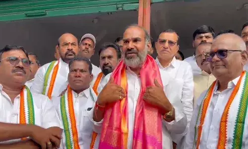 ప్రభుత్వంపై ఇష్టం వచ్చినట్లు మాట్లాడితే ఊరుకోం : ప్రభుత్వ విప్ ఆది శ్రీనివాస్