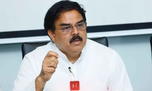 కాకినాడ పోర్టుపై ప్రశ్నలకు మాజీ సీఎం జగన్ సమాధానం చెప్పాలి : మంత్రి నాదెండ్ల మనోహర్